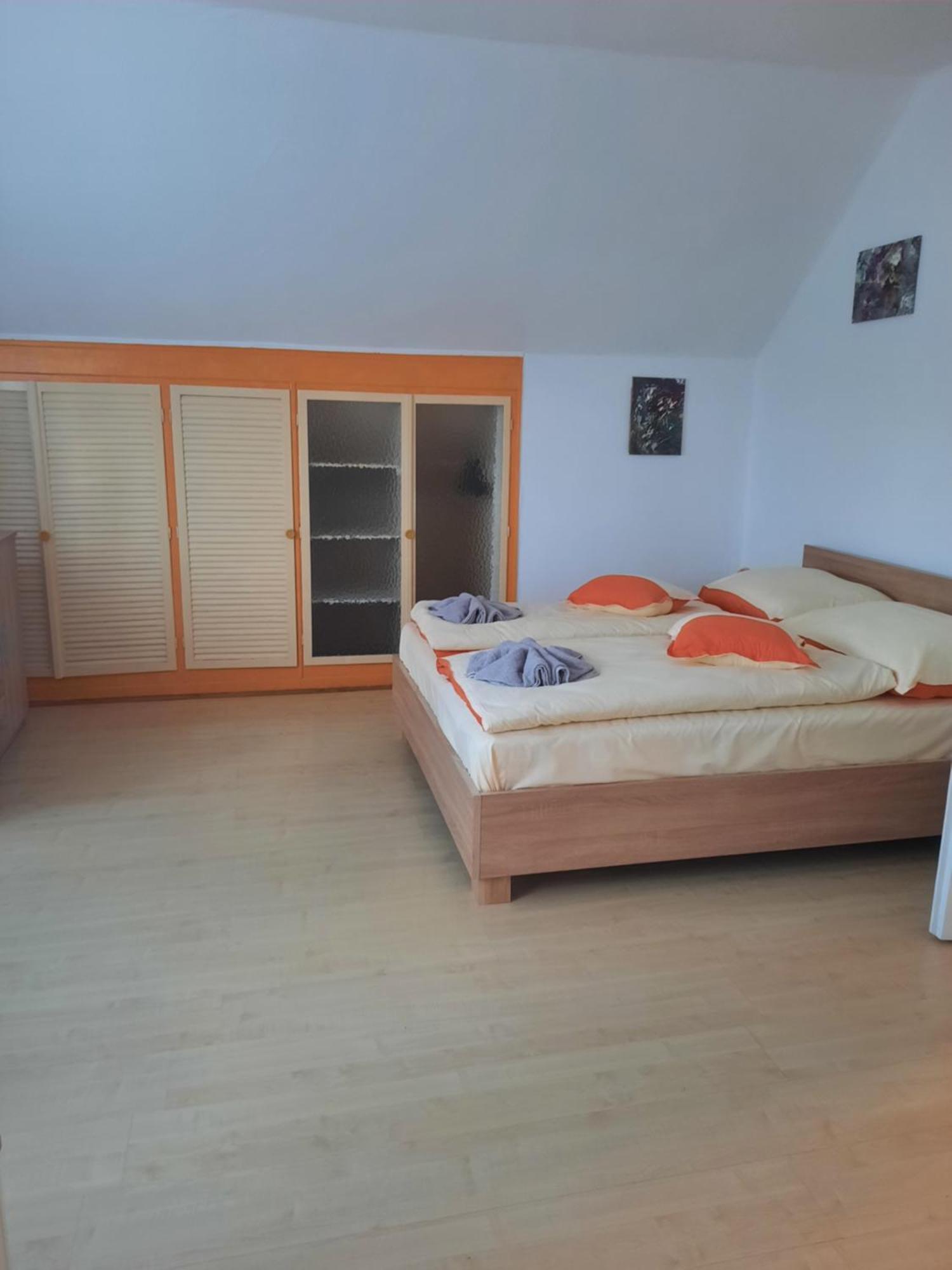 Ferienwohnung Galeria Vendeghaz Hajdúszoboszló Exterior foto