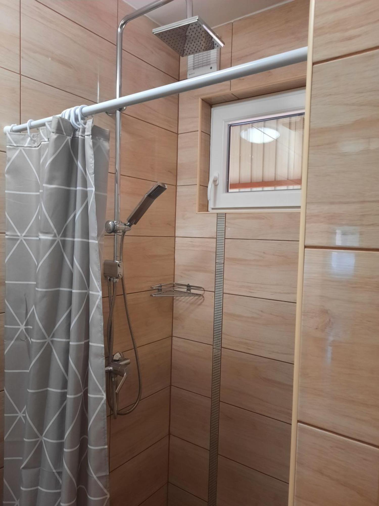 Ferienwohnung Galeria Vendeghaz Hajdúszoboszló Exterior foto