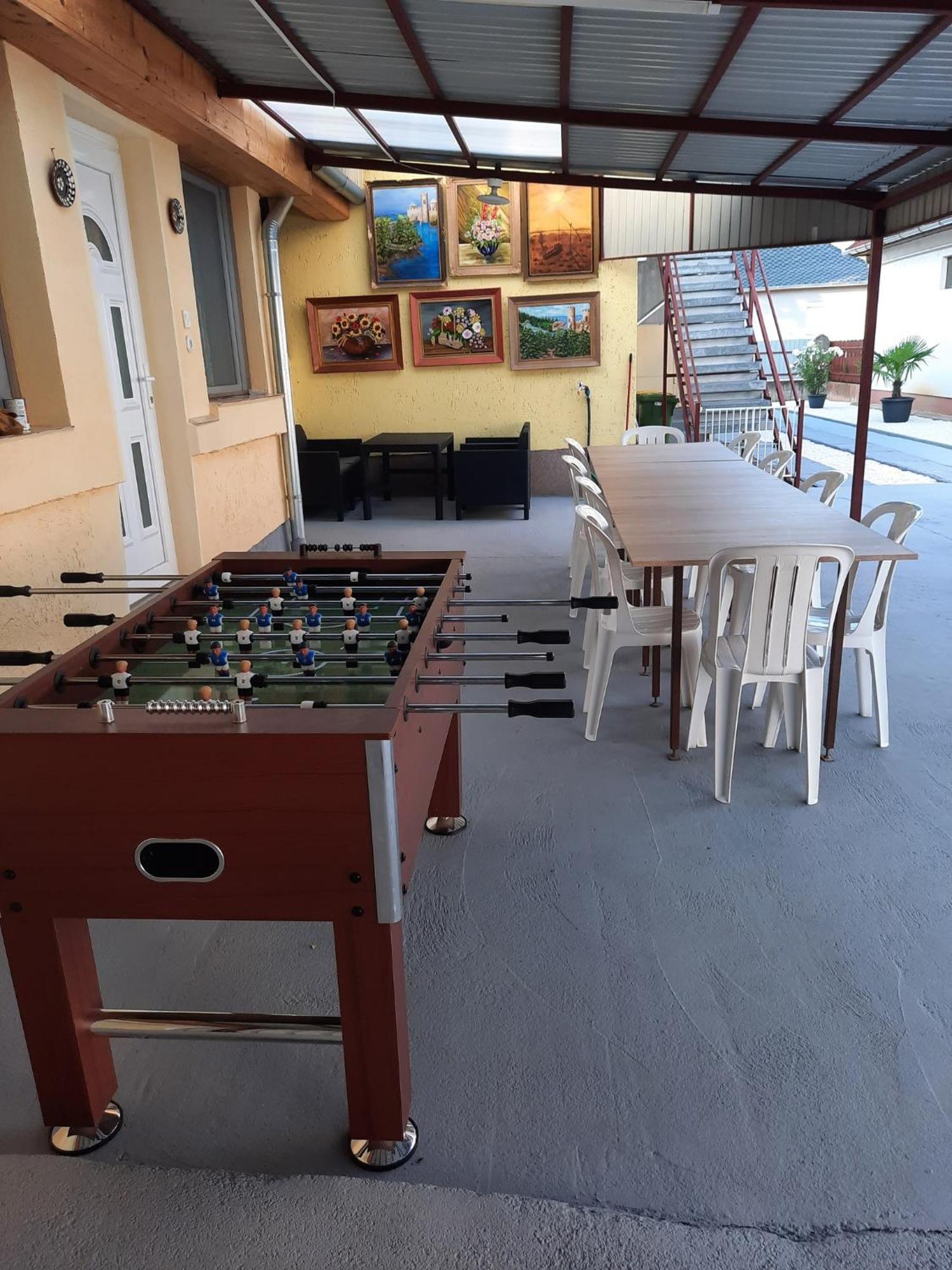 Ferienwohnung Galeria Vendeghaz Hajdúszoboszló Exterior foto