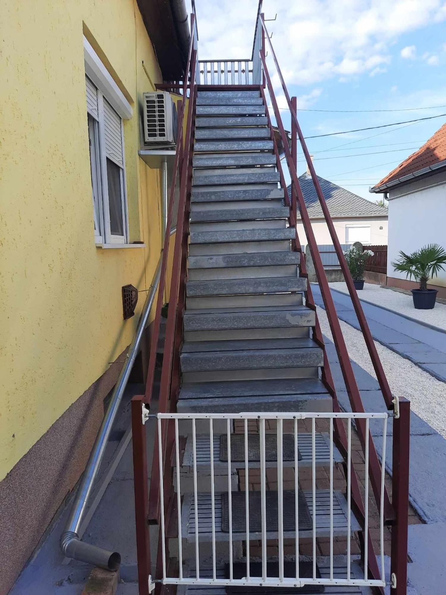 Ferienwohnung Galeria Vendeghaz Hajdúszoboszló Exterior foto